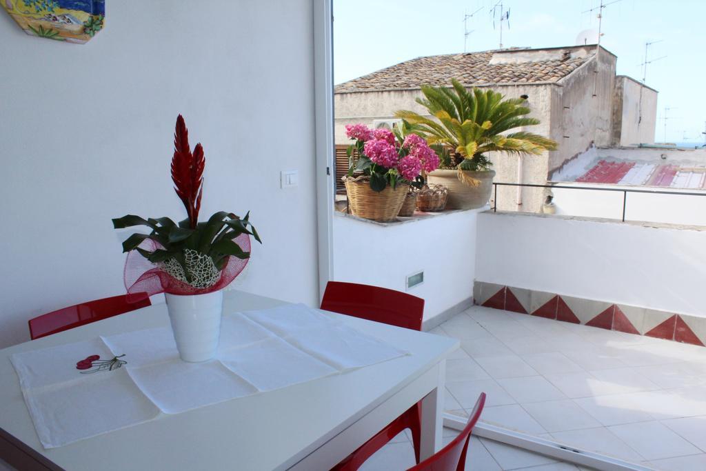 Terrazza In Palazzo Taormina Villa Castellammare del Golfo Luaran gambar
